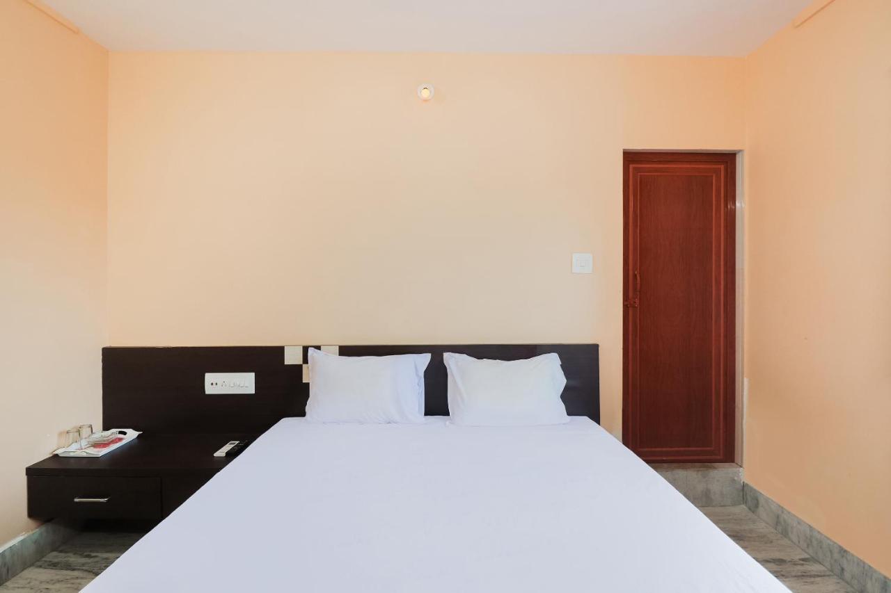 SPOT ON 47199 Hotel Gopi Kunj Kharagpur Bagian luar foto